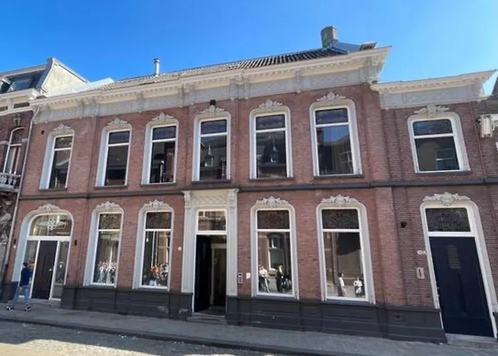 Center Located Alexander Apartment Tilburg