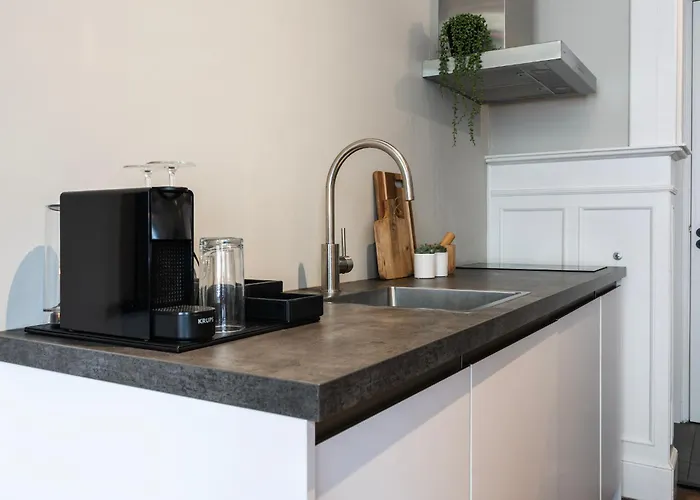 Appartement Center Located Alexander *